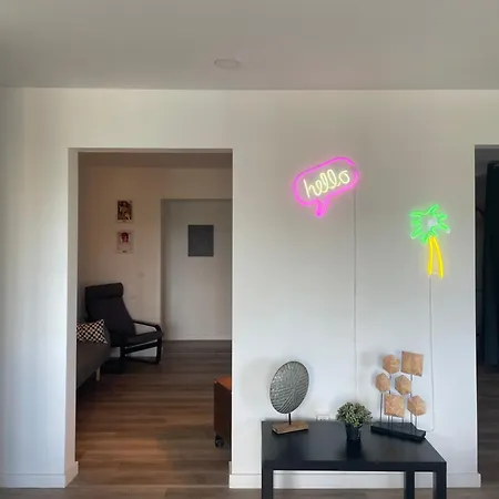 Coliving El Juan 招待所 *