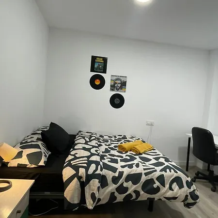 Coliving El Juan Maison d'hôtes *